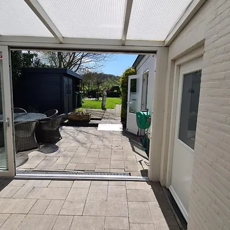 Lägenhetshotell Roos 3*