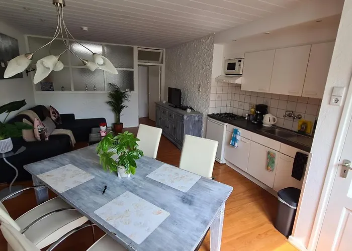 Roos 3* ファルケンブルフ